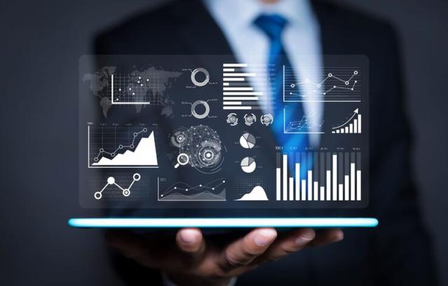 How to Build a Successful Career in Data Analytics